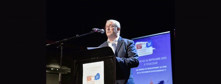 Dominique Chuffart introduit le forum aux idées lors des 15es Rencontres